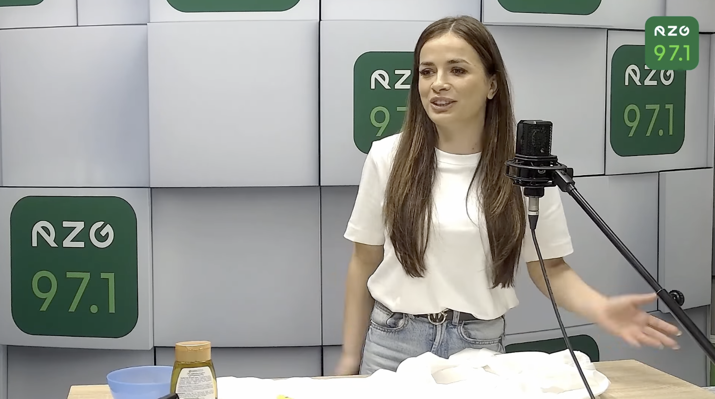 Plama, szminka i... tajemnica!