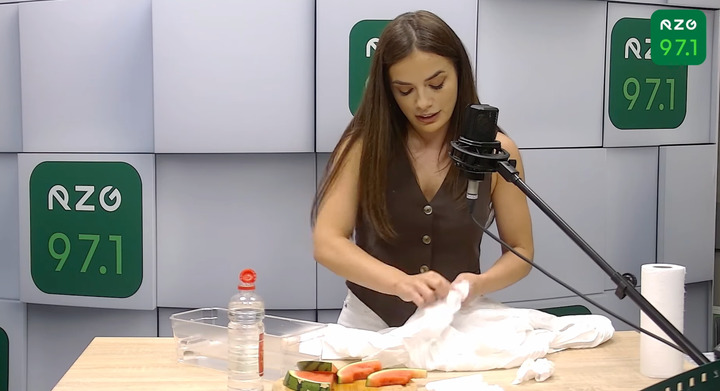 Arbuz kontra koszulka – kto wygra? 🍉